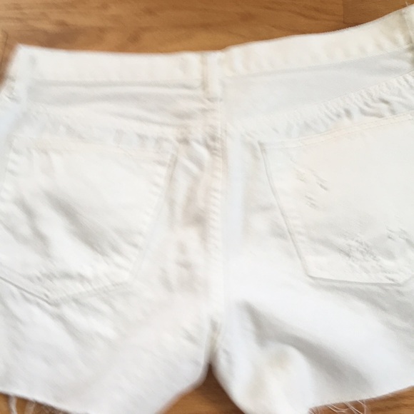 Shorts - Picture 3 of 3